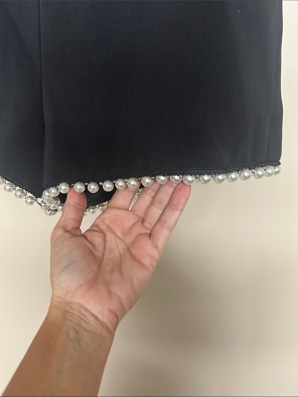NWOT Endless Rose (Anthro brand) High Waist Shorts w/Pearl-Beaded Trim Sz XS - Picture 5 of 7